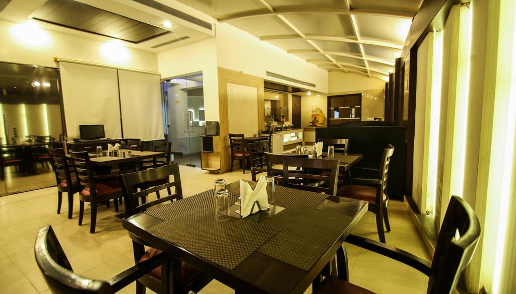 The Prime Balaji Deluxe At New Delhi Railway Station - Free Airport Pickup Hotel Екстериор снимка