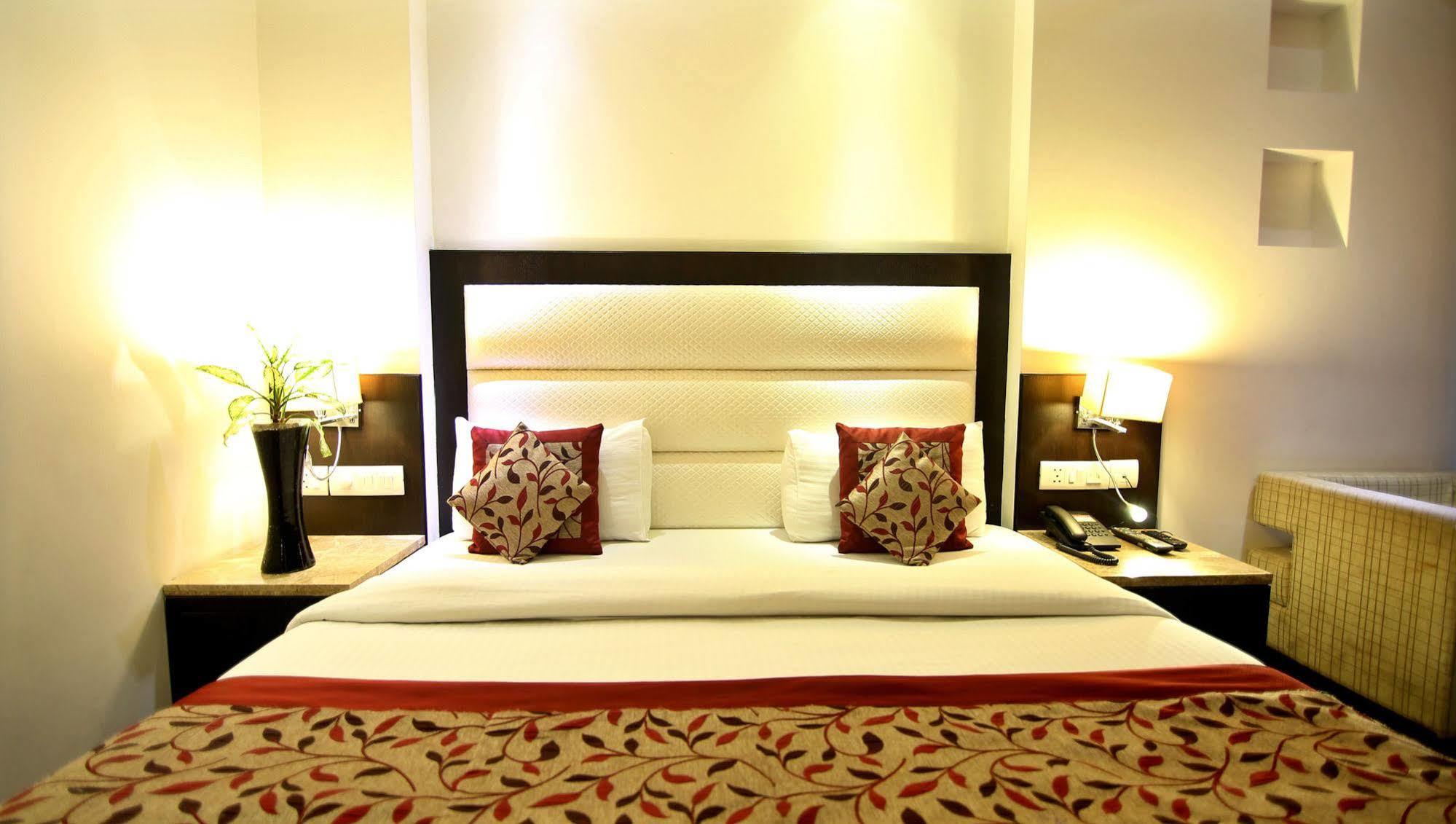 The Prime Balaji Deluxe At New Delhi Railway Station - Free Airport Pickup Hotel Екстериор снимка