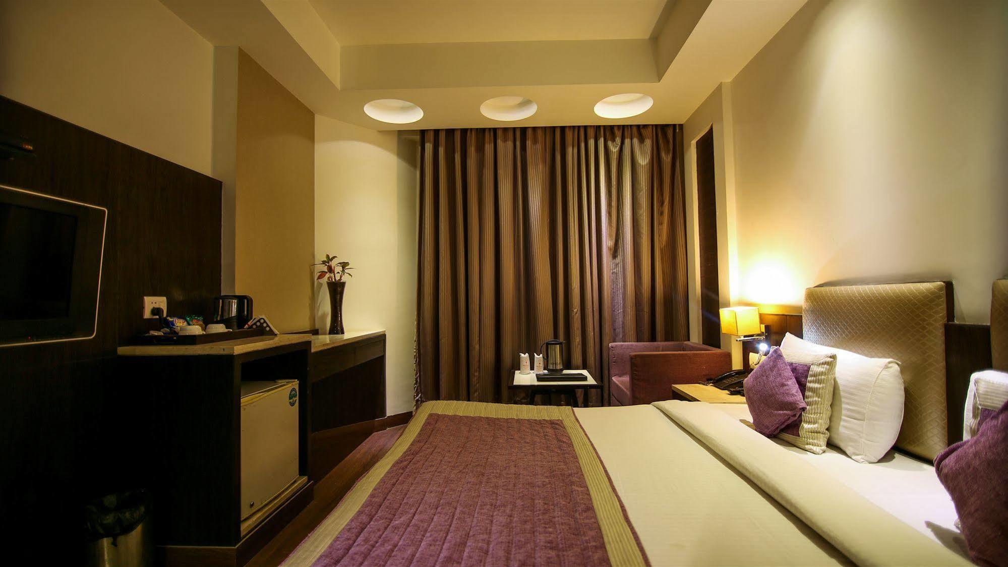 The Prime Balaji Deluxe At New Delhi Railway Station - Free Airport Pickup Hotel Екстериор снимка